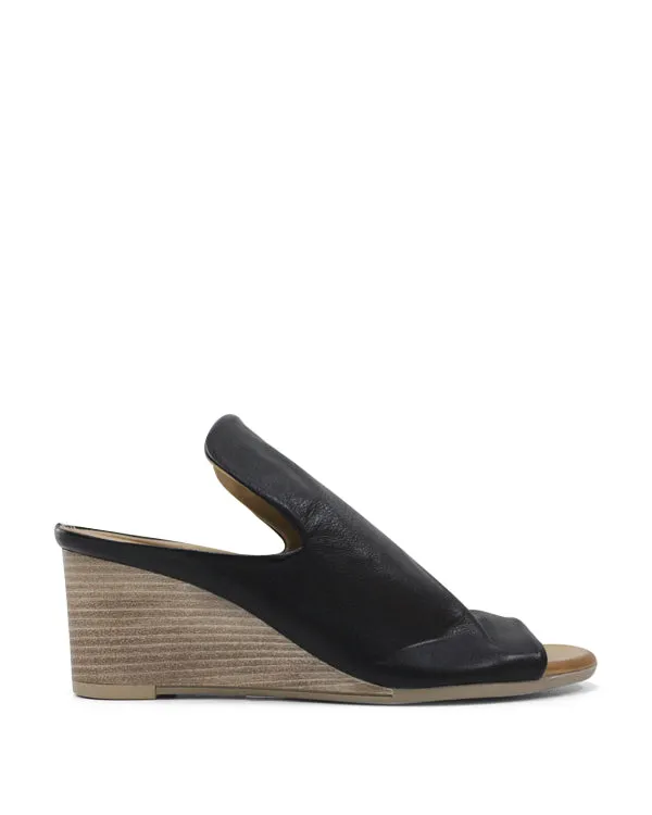 BUENO JOEY WEDGES