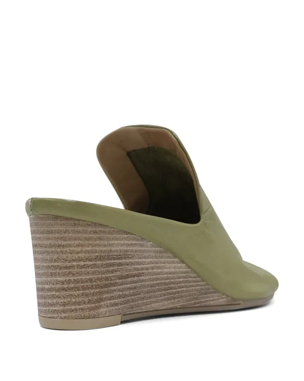 BUENO JOEY WEDGES