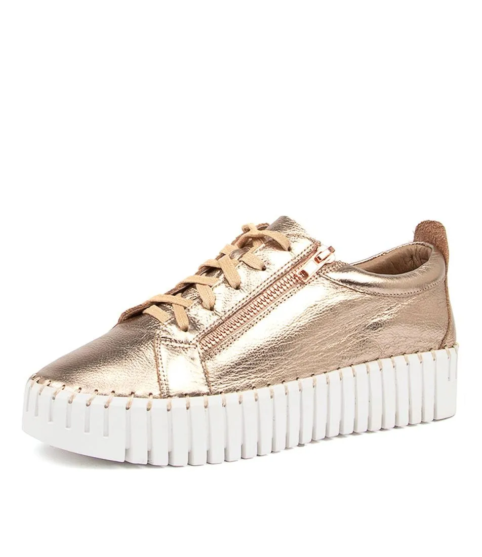 BUMP ZIP SNEAKER